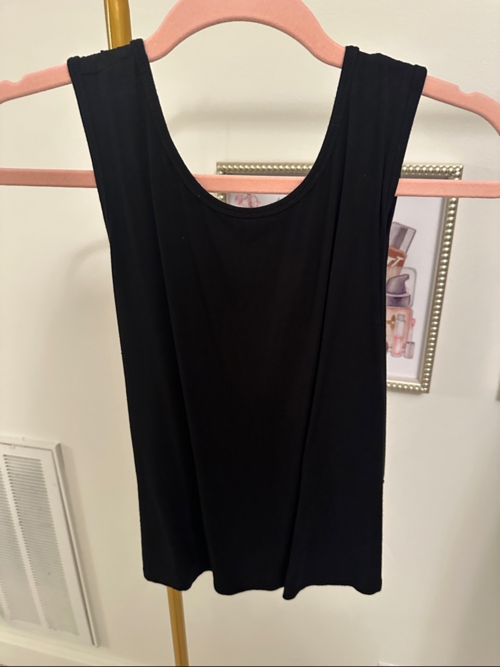Classic Black Women's Tank Top - Lightweight Essential